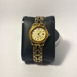 Women’s Seiko Quartz Gold Watch